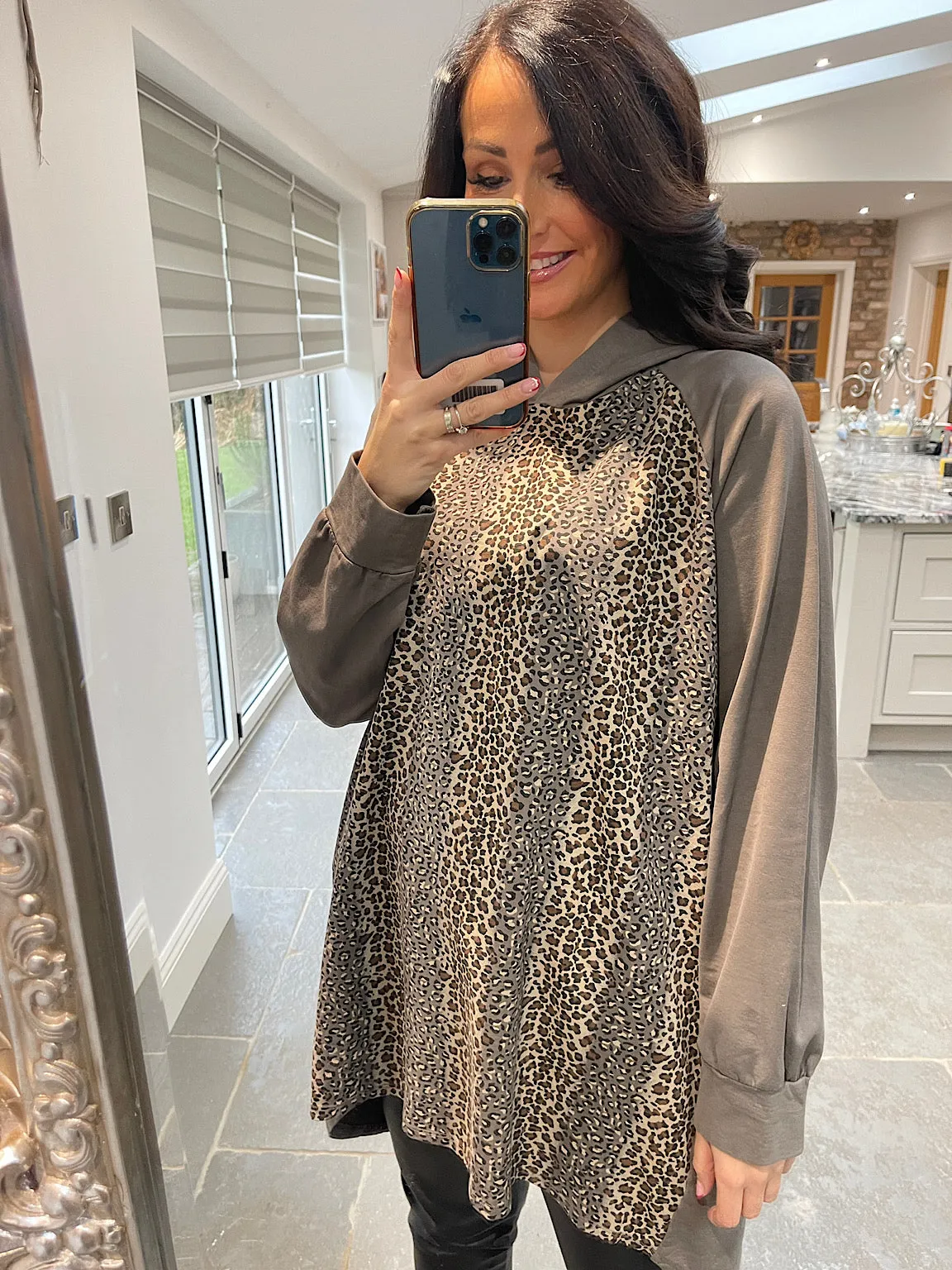 Animal Print Hoodie Lillian