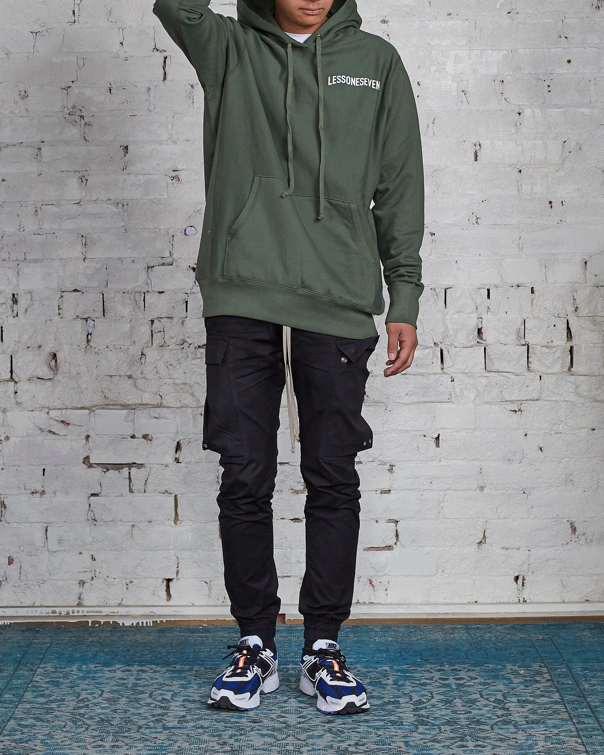 LESS17 Wavy Hoodie Olive